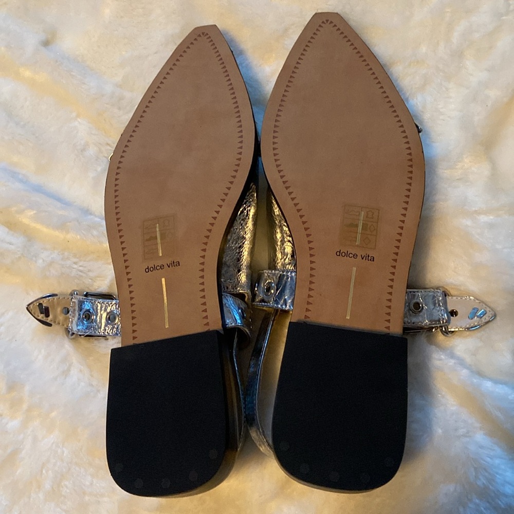 Dolce Vita Labell Slingback in Silver Distressed. Size 10. - Picture 6 of 9